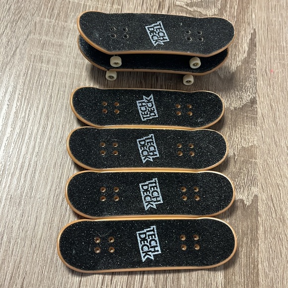 Tech Deck finger skateboards - Picture 6 of 7